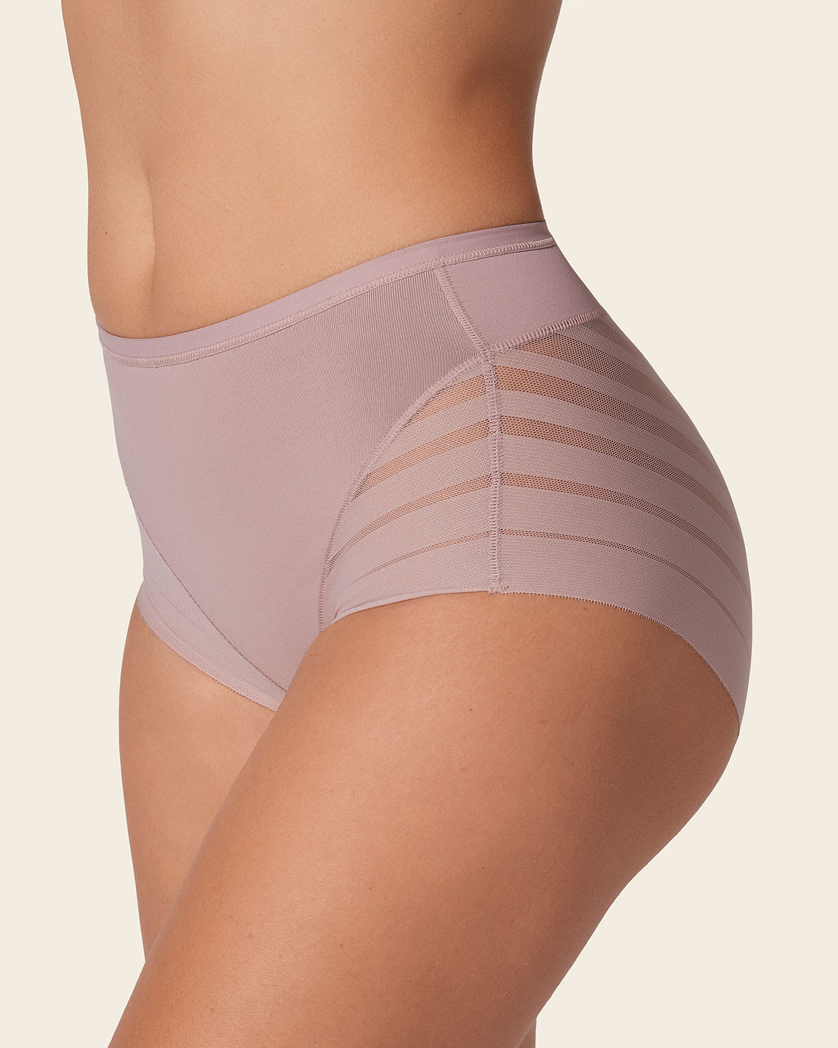 Klassischer Former Panty mit Spitze